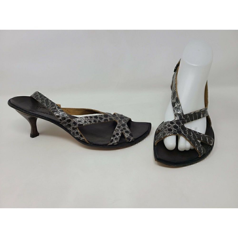 CYDWOQ VINTAGE BLACK SILVER GATOR LEATHER STRAPPY SANDALS KITTEN HEEL SIZE 37 US